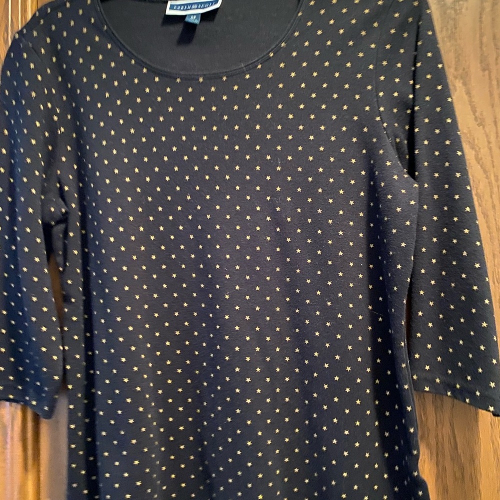 Black with Gold Stars 3/4 Length Sleevees